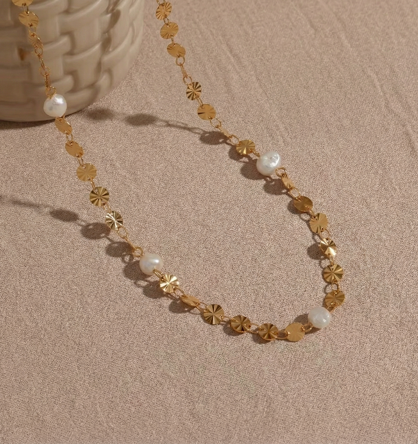 Dainty Snowflake Pearl Necklace