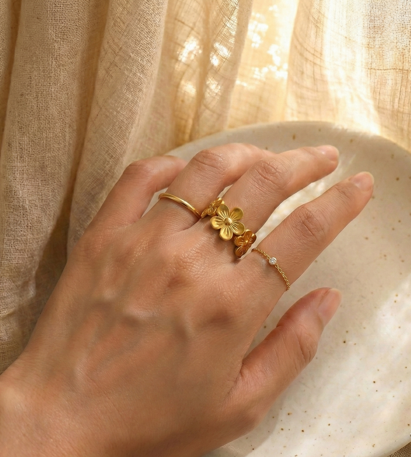 Floral Adjustable Band Ring