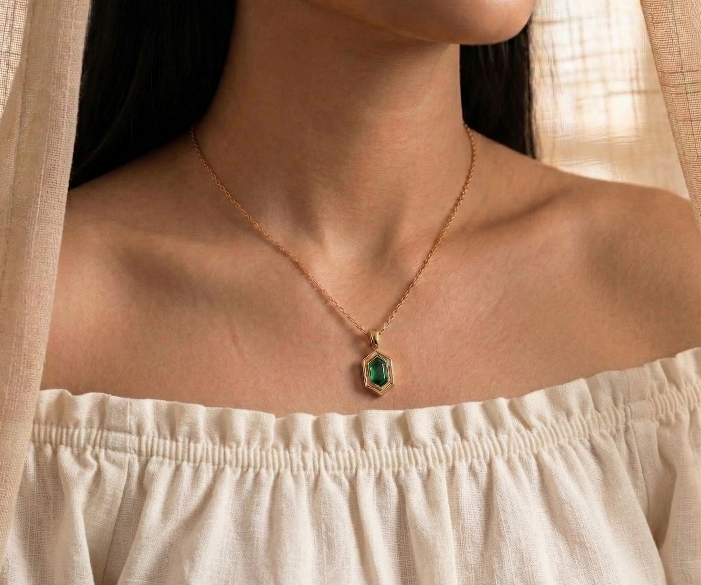 Hexagon Zircon Pendant Necklace