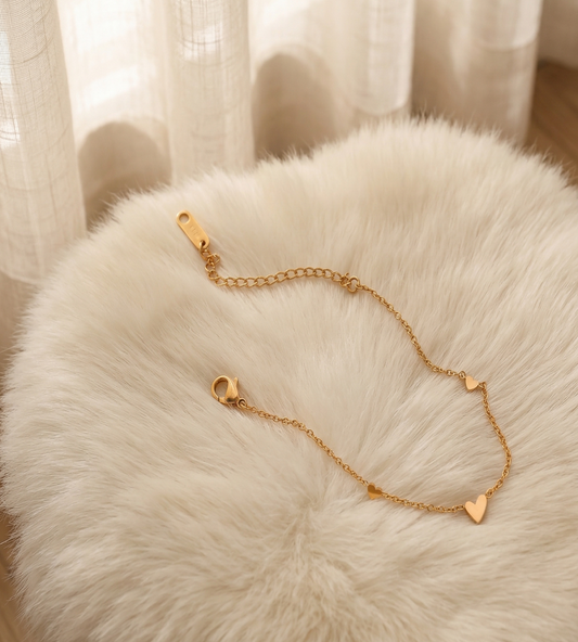 Dainty Heart Charm Bracelet