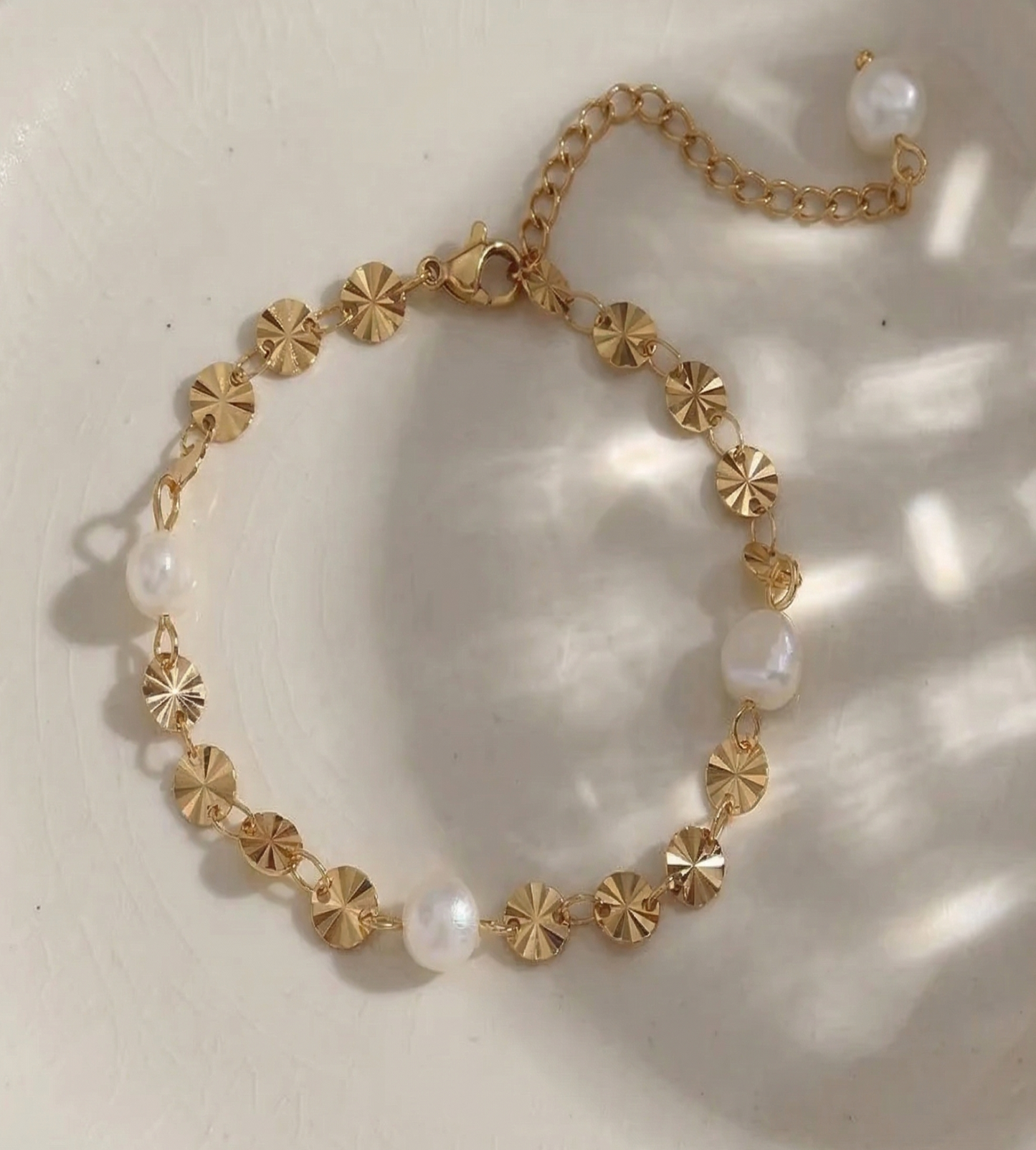 Dainty Snowflake Pearl Bracelet