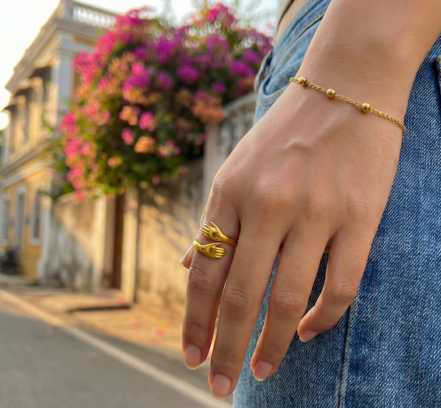 Hug Me Style Ring