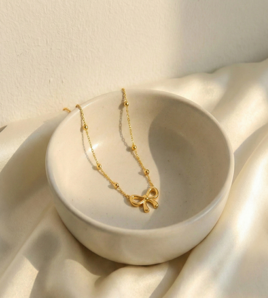 Beaded Bow Charm Necklace - Miromor
