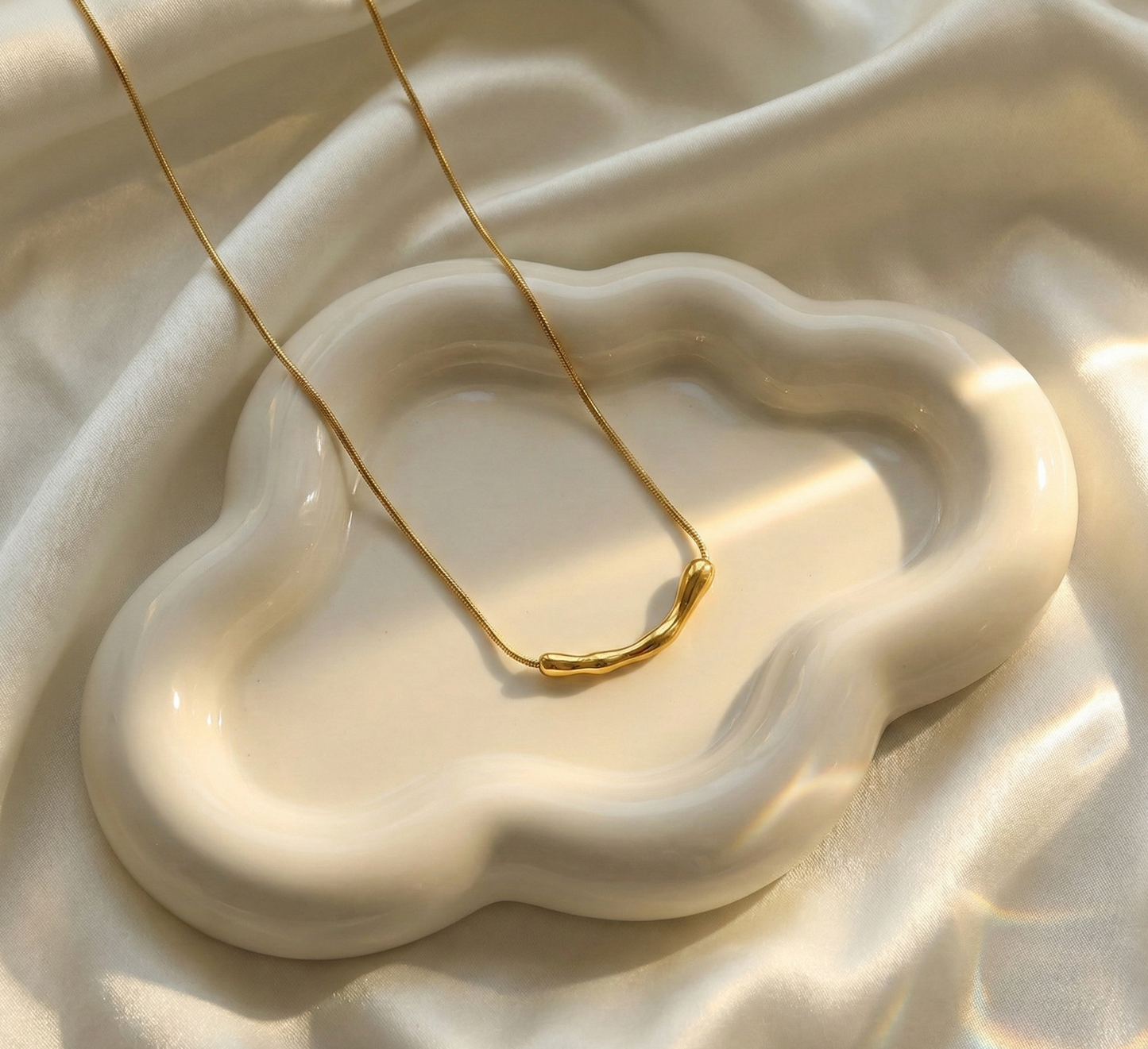 Abstract Wave Pendant Necklace